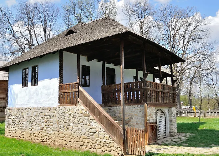 Ramada Plaza By Wyndham Bucharest Convention CenterAlbergo